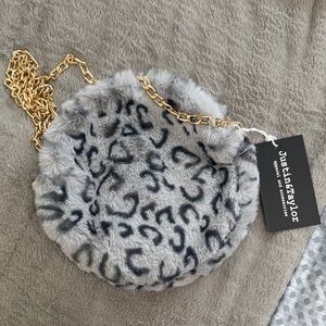 Justin&Taylor Faux Fur Leopard Print Crossbody - Gray
